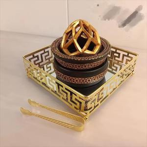Quemador de incienso de latón dorado con diseño de luna creciente y caligrafía árabe, Mabkhara, soporte para Bakhoor, para decoración festiva de Ramadán y Eid. - Product Image 2