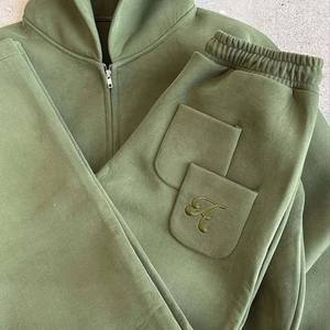Conjunto Deportivo Personalizado 100% Algodón Ligero con Lavado Ácido en Verde Oliva para Hombre, Sudadera con Capucha y Cremallera Oversize, Pantalones Deportivos Holgados de Felpa - Product Image 3