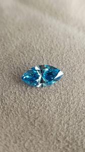 เพชรทรงมาร์คีส์สีฟ้าแฟนซี 1.00 กะรัต เพชรเพาะเลี้ยงในห้องปฏิบัติการ สำหรับทำแหวน ได้รับการรับรองจาก IGI เพชรเม็ดเดี่ยว ราคาประหยัด เหมาะสำหรับเป็นของขวัญวันเกิด - Product Image 2