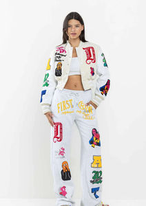 Chaqueta Varsity Personalizada para Mujer, Bordado Chenille, Resistente al Viento, Transpirable, Diseño Personalizado - Product Image 5