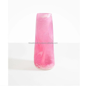 Jarrón de Resina Curvo Rosa Bebé Hecho a Mano, Decoración Escultural Moderna, Centro de Mesa Elegante, Estilo Clásico, Porta Flores con Estilo - Product Image 2