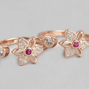 Super Oferta de Septiembre: Anillo de Dedo Ajustable de Plata de Ley 925 Bañado en Oro Rosa con Pétalos Florecientes y Piedra de Circonita, Estilo Bohemio para Boda - Product Image 1