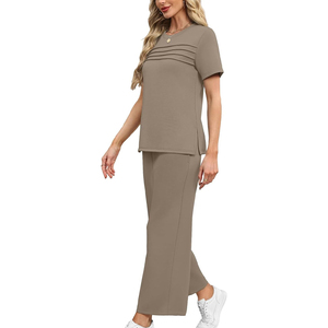 Ensemble décontracté deux pièces pour femme : haut ample à manches courtes et pantalon à cordon de serrage – Tenue d'été en coton avec logo personnalisé - Product Image 1