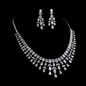 Elegant Crystal Rhinestone <b>Statement</b> <b>Necklace</b> and Earrings Set for Wedding Women's Jewelry Plant Pattern Water Drop Shape - Product Image 2