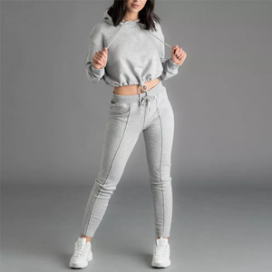 Conjunto de leggings de cintura alta color lavanda para mujer, top corto con capucha de manga larga, ajuste ceñido de longitud completa, transpirable, de elastano y poliéster, informal. - Product Image 6
