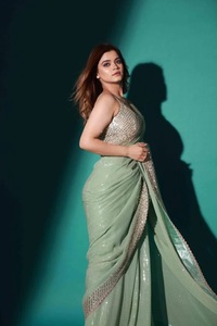 Attractive Heavy Embroidery Diamond Luxury Party Wear Rich Look Fashion Lace Border Modal Rayon <b>Saree</b> Unstitched <b>Blouse</b> 74720 - Product Image 6