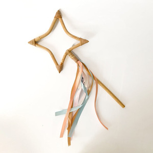 Baguette magique en rotin pour enfants, naturel, fait à la main, vente en gros, jouets en rotin pour bébé, baguettes fabriquées au Vietnam - Product Image 3