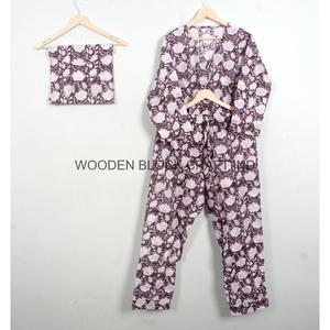 Conjunto de Pijama de Manga Larga con Cuello en V 100% Algodón para Mujer, Suave, Transpirable y Lavable a Máquina - Product Image 2