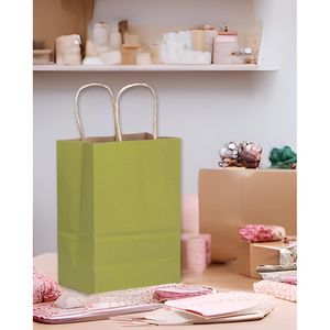 ถุงของขวัญกระดาษสีเขียวป่า ขนาดกลาง 32 แพ็ค พร้อมหูหิ้ว ขนาด 7.6"x4.75"x10.5 นิ้ว สำหรับงานโปรโมชั่น งานปาร์ตี้ ใช้ได้หลากหลาย - Product Image 2