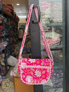 Bolso Bandolera Boho de Algodón 100% Puro, Estampado Floral a Mano, Ligero, con Cierre, Estilo Vintage, para Mujer - Product Image 5