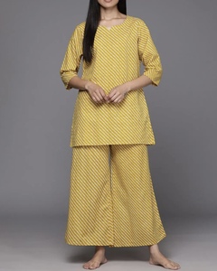 Vente flash : haut kurta tendance pour femmes, vêtements féminins, style estival, coupe ajustée, parfait pour les occasions décontractées, basique mais de haute qualité - Product Image 5