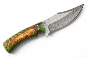 Cuchillo de Camping Hecho a Mano con Acero de Damasco, Mango de Resina Verde con Diseño de Piña, Hoja Fija - Product Image 6