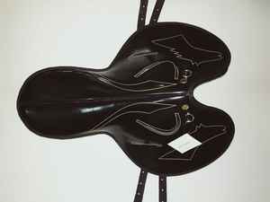 อานม้าสำหรับแข่งขัน ผลิตจากโรงงานโดยตรง พร้อมสายรัดที่แข็งแรง มีจำหน่ายทุกขนาดและทุกสี - Product Image 6