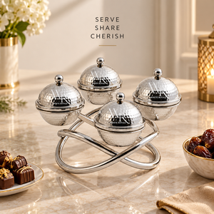 Bols à bonbons en métal sculpté avec des dessus en dôme martelé et une base artistique | Service de table élégant pour dattes, chocolats, noix, bonbons, fruits secs - Product Image 2