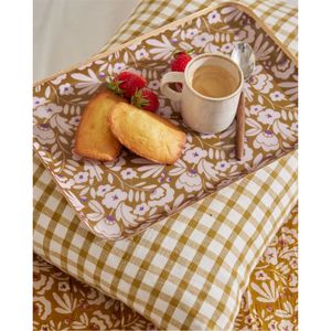 Bandeja de Servir Metálica Moderna en Forma de Cuarto de Círculo, Paleta Decorativa Geométrica con Acabado Mate, Organizador de Adornos para Decoración de Hogar y Hotel de Lujo - Product Image 5