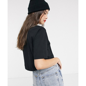 Camiseta de Algodón Negra de Cuello Redondo y Manga Corta para Mujer, Corte Holgado, Color Sólido, Estilo Casual, para Todas las Temporadas - Product Image 2