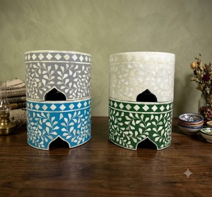 Soporte para Pastel de Acrílico Hecho a Mano, Ecológico, con Incrustaciones de Nácar, 1 Pieza, Plato Circular de Postres con Patrón Floral en Azul y Verde - Product Image 1