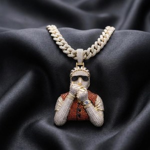 จี้การ์ตูนแบบ Iced Out ประดับเพชรคิวบิกเซอร์โคเนีย ชุบทอง 18K สร้อยคอแฟชั่นฮิปฮอปสำหรับผู้ชาย พร้อมสายฟิกาโร - Product Image 5