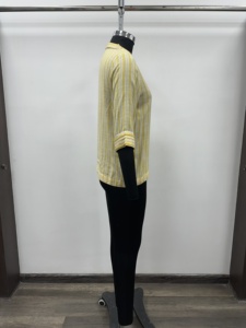 Chemise décontractée en coton rayé jaune pour femmes, col en v, manches 3/4, respirante, coupe régulière, haut d'été - Product Image 4