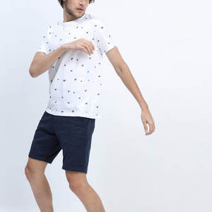 Camiseta de algodón grueso para hombre, cuello redondo, manga corta, corte regular, diseño sencillo, ropa informal de moda con tacto suave - Product Image 3