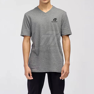 Camisetas con cuello en V para hombre con logotipo personalizado, camisetas con cuello en V para hombre hechas a medida, camisetas con cuello en V para hombre de talla personalizada a precio de mayoreo - Product Image 6