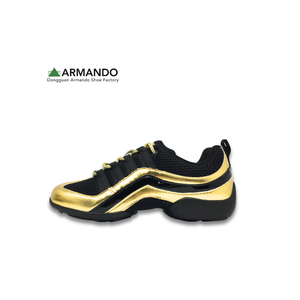 Chaussures de danse à semelle fendue. conçu pour des activités telles que la pratique du jazz, du ballroom ou du hip-hop - Product Image 4