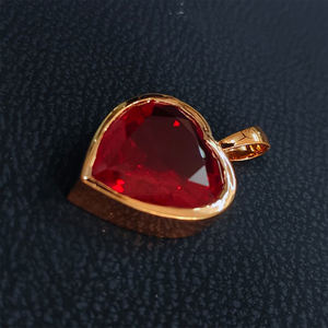 Colgante Unisex Deportivo y Moderno con Forma de Corazón de Diamante, Oro Sólido de 14kt y Moissanita, Joyas RIZTA, Aniversario - Product Image 3