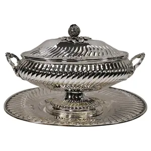 Cacerola Clásica de Acero Inoxidable de Alta Calidad y Durabilidad |   Elegante Servidor de Comida Caliente para Restaurantes - Product Image 1