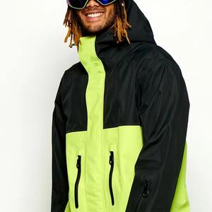 Traje de esquí de una pieza negro para invierno - Mono de snowboard impermeable, transpirable y aislado con capucha, cremallera, unisex, logotipo personalizado, bajo costo - Product Image 6