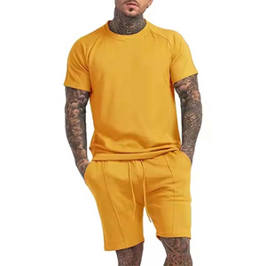 Conjunto de Camiseta Deportiva Ajustada de Alta Calidad para Hombre, Color Amarillo Mostaza, con Pantalones Cortos a Juego, Cómodo Conjunto de Camiseta y Pantalones Cortos para Gimnasio - Product Image 2
