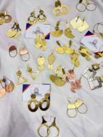 Pendientes de latón hechos a mano con diseño floral, ligeros, sin plomo, diseño personalizado, los más vendidos