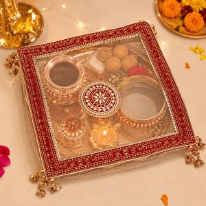 Organza Karwa Chauth Thaalposh con encaje Sada Saubhagyavati y borlas doradas, cubierta decorativa para platos - Product Image 4