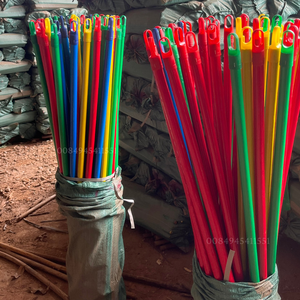 El mejor precio de Vietnam, asiawood, ecológico, 120cm, mango de escoba de madera de eucalipto, recogedor de grado, recubierto de PVC de color, tapa del mismo Color - Product Image 5