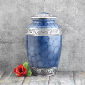 Elegante Urna Funeraria de Metal con Textura de Guijarros Azul Turquesa para Cenizas Humanas con Borde Floral Plateado Hecho a Mano, Recuerdo Conmemorativo - Product Image 4