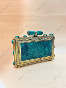 Pochette de soirée de luxe en malachite, en laiton doré, faite à la main, de créateur, pour mariage et mariée - Product Image 4