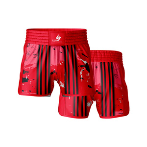 Shorts d'entraînement de Muay Thai et MMA personnalisés LUUK International, logo imprimé sur le devant, 100% polyester, extensibles dans quatre directions, ajustés - Product Image 6