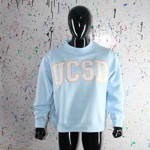 Sudadera UCSD Azul Cielo con Cuello Alto, 100% Blanca, Apliques Bordados, Cuello Ancho, CLUSH SPORTS - Product Image 5