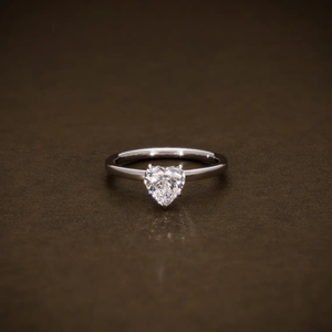 Anillo de Compromiso con Diamante Cultivado en Laboratorio, Certificado IGI, Piedra Central Elegante Estilo Solitario con Diamantes de Acento Ocultos, Anillo de Propuesta - Product Image 1