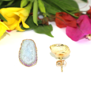 Pendientes de botón de latón chapado en oro de 18 quilates con diseño geométrico de esqueleto y gema de drusa de geoda blanca estilo punk Goran Vogue, regalo para mujer - Product Image 4