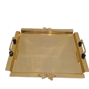 Plateau de service rectangulaire classique en laiton poli avec poignées, durable et écologique, idéal pour les fêtes et les mariages - Product Image 1