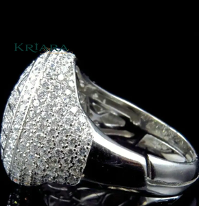 Bague signet pour homme en or blanc avec diamants de laboratoire taille brillant rond couleur D, pour usage quotidien - Product Image 2
