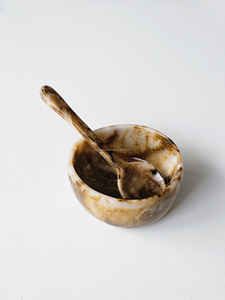 El mejor juego de cuencos de resina | Resina inspirada en acero fundido con cucharas de grano dividido para comedor sin procesar y exhibición culinaria moderna - Product Image 3