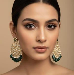 ต่างหูประดับเพชรโมอิสซาไนต์คุณภาพเยี่ยมเคลือบทองสุดหรูสำหรับผู้หญิงและเด็กผู้หญิง เหมาะสำหรับงานกลางคืนและงานปาร์ตี้ - Product Image 4