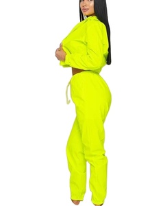 Fermeture éclair vers le haut Soft Shell Froissé Survêtement Pantalon 2 Pièces Ensemble Hommes Avec Passepoil Poignets Élastiques Unisexe Nylon Coupe-Vent Survêtement - Product Image 5