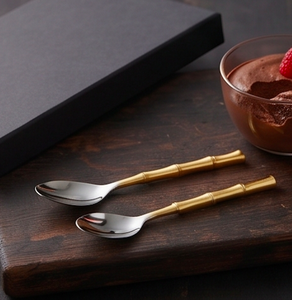 Ensemble de couverts modernes en acier inoxydable avec manche en bambou, résistant au lave-vaisselle, finition dorée, pour mariage et table à manger - Product Image 2