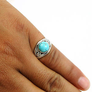 Anillo de plata de ley 925 con piedra turquesa de estilo retro vintage para hombre, diseño único, joyería bohemia plateada para uso diario. - Product Image 3