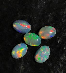Opale africaine naturelle multi-feu, opale d'Éthiopie cabochon. Magnifique lot d'opales pour la création de bijoux. - Product Image 2