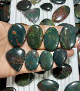 Pierre de Sang 100% Naturelle de Qualité AAA, Cabochon Fait Main en Pierre de Sang pour la Fabrication de Bijoux, Cristal de Guérison - Product Image 1