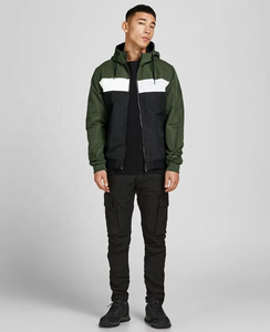 OEM Custom Double Layer Camo and Blank Windproof Zip up Nylon Running Sports Windbreaker Jacket for Men - Product Image 3