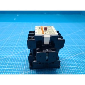 ฟูจิ 4NC1Q0 #   SC-2N[35] คอนแทคเตอร์แม่เหล็กที่ใช้เป็นอะไหล่อุปกรณ์เซมิคอนดักเตอร์รุ่นเก่า - Product Image 4
